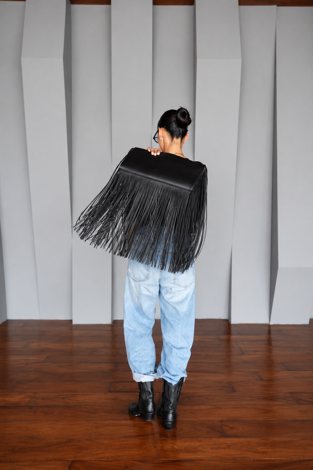 Riga Clutch – Flecos Negra PRE ORDER