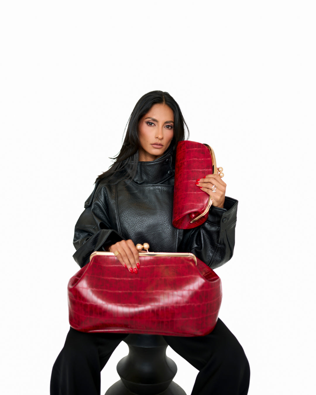 Sette Tinta - Embossed Leather