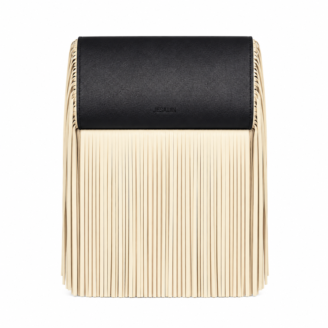 Riga Clutch – Negra con flecos color hueso