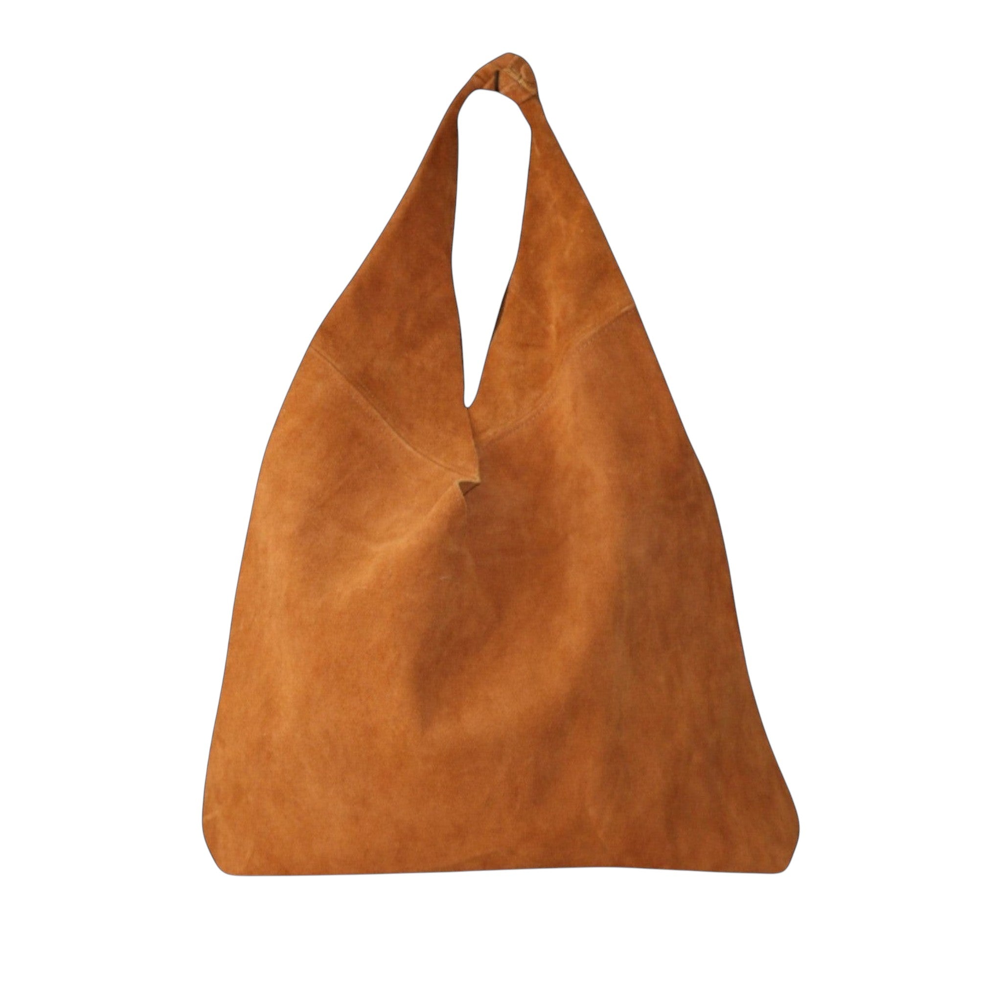 Bolso hobo Jesalin de gamuza color camel con diseño minimalista y asa superior anudada, hecho artesanalmente en México.